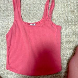 crop top pink